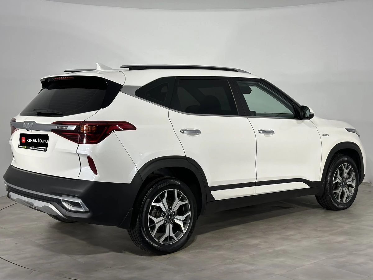 Kia Seltos, 2022г, полный привод, вариатор