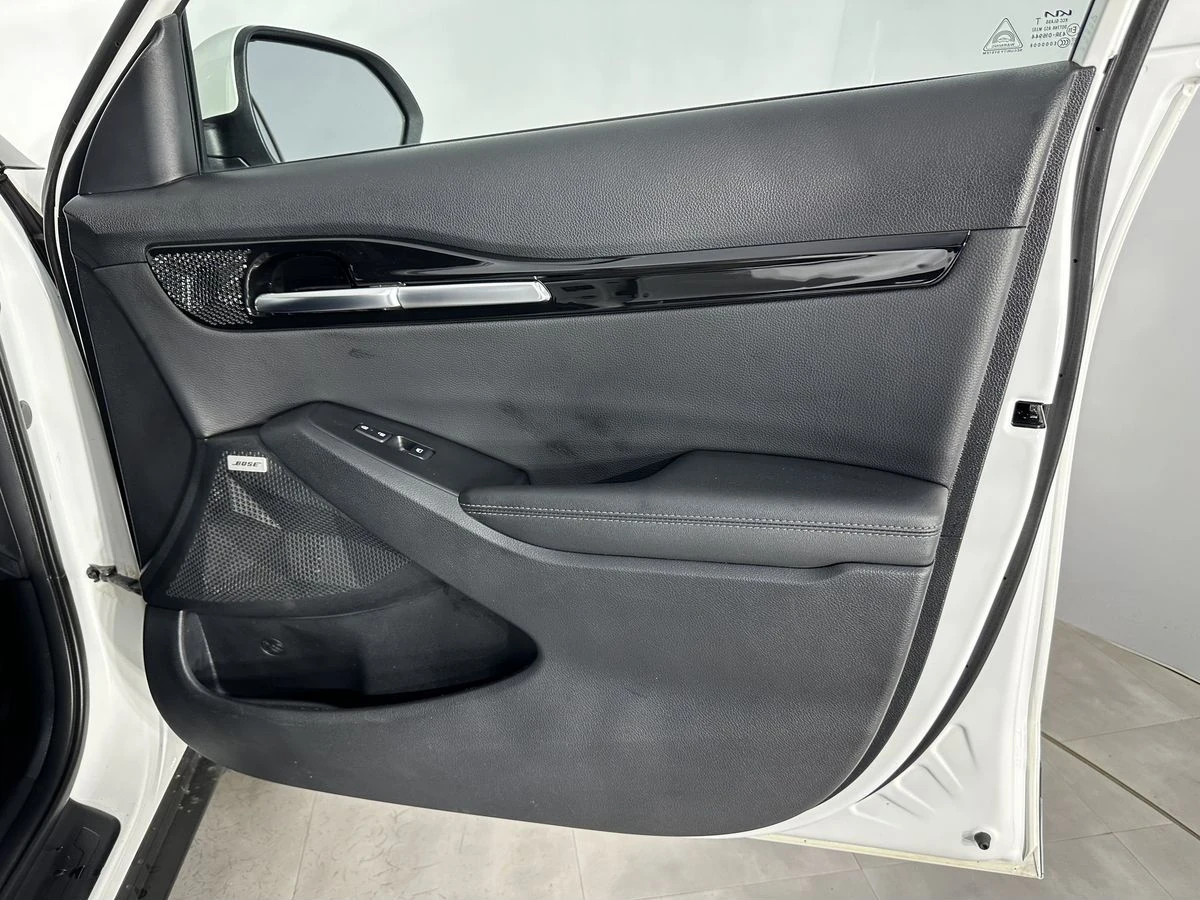 Kia Seltos, 2022г, полный привод, вариатор