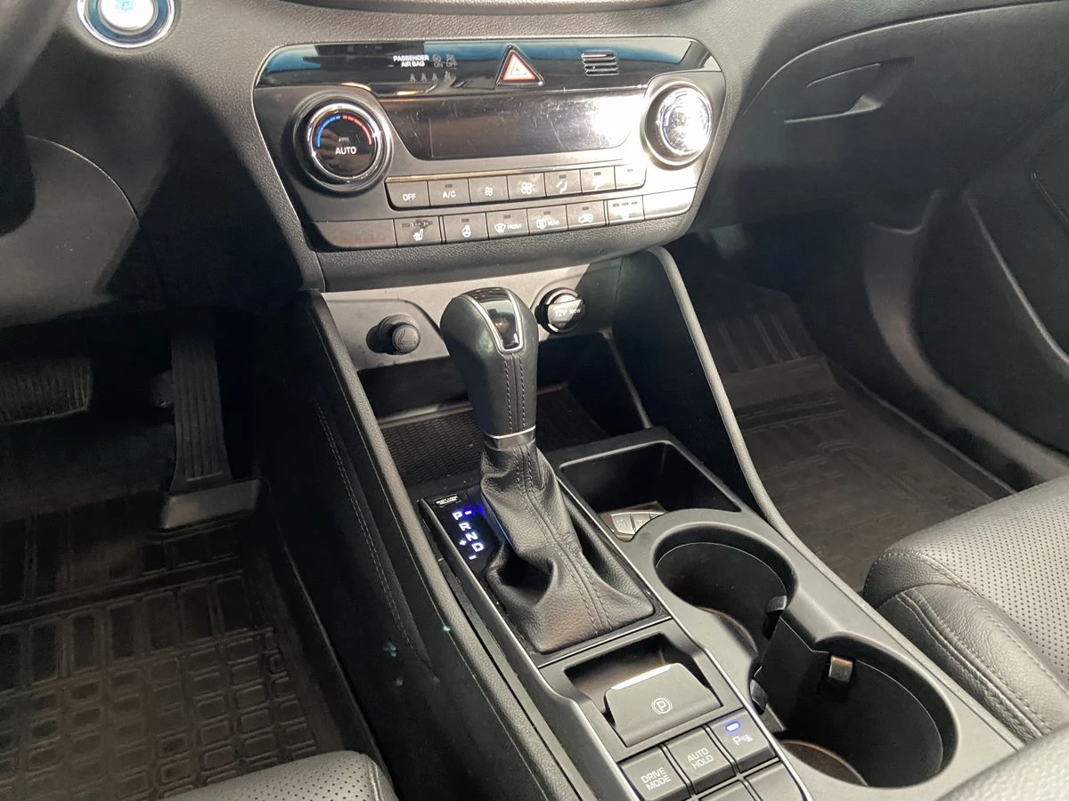 Hyundai Tucson, 2018г, полный привод, автомат