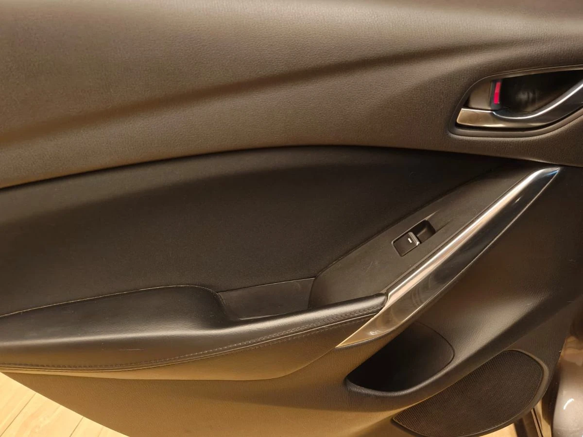 Mazda 6, 2018г, передний привод, автомат