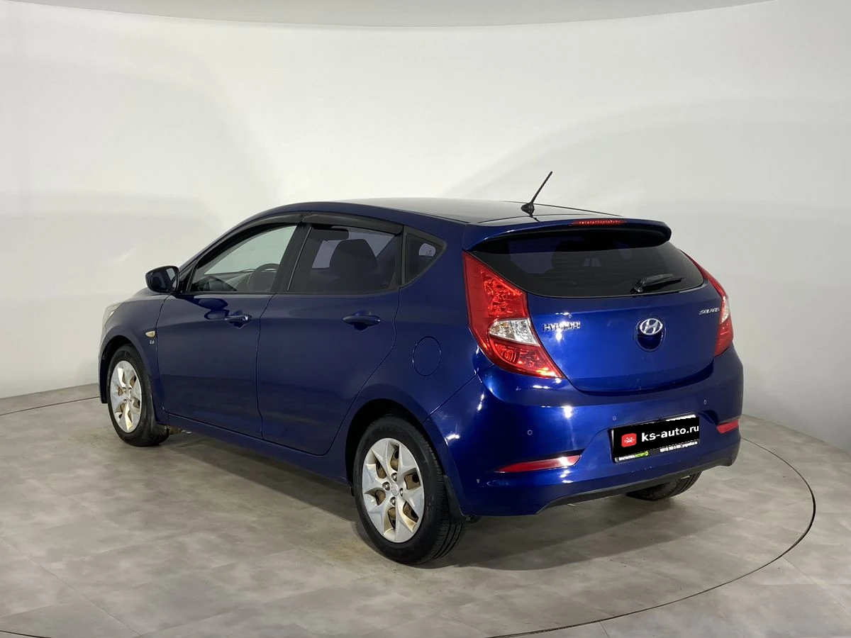 Hyundai Solaris, 2015г, передний привод, автомат