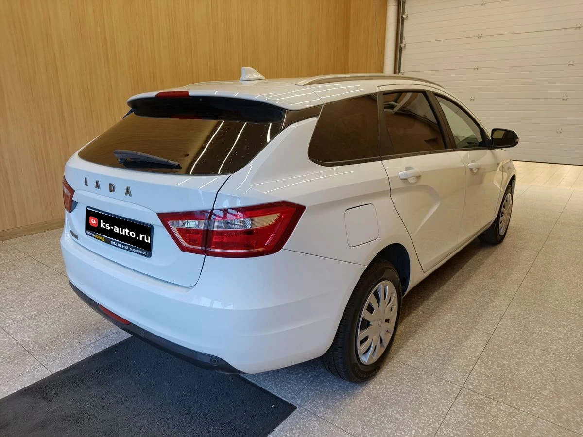Lada (ВАЗ) Vesta, 2018г, передний привод, робот