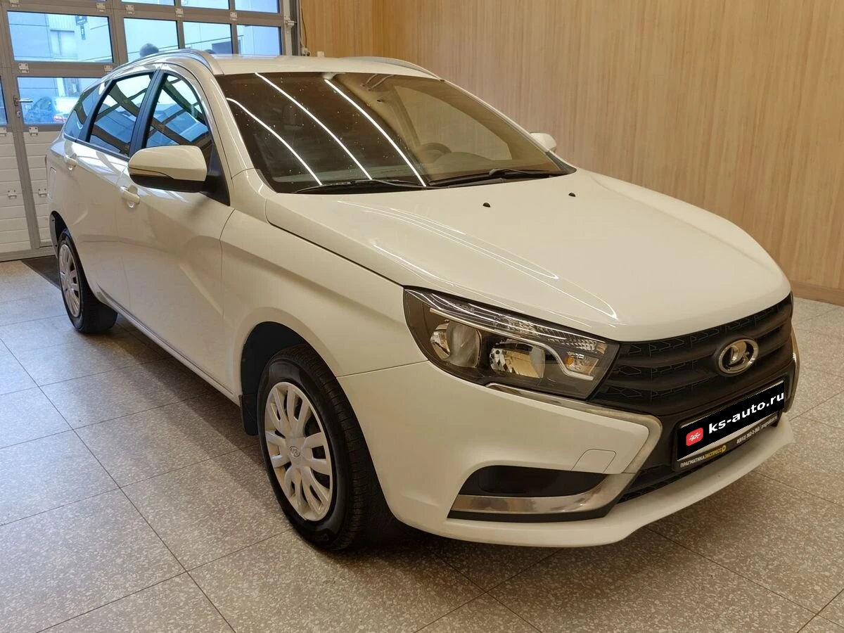 Lada (ВАЗ) Vesta, 2018г, передний привод, робот