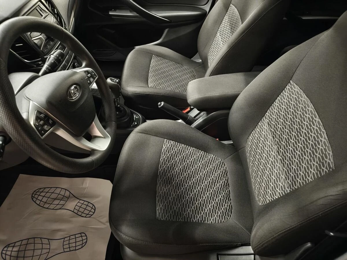 Lada (ВАЗ) Vesta, 2018г, передний привод, робот