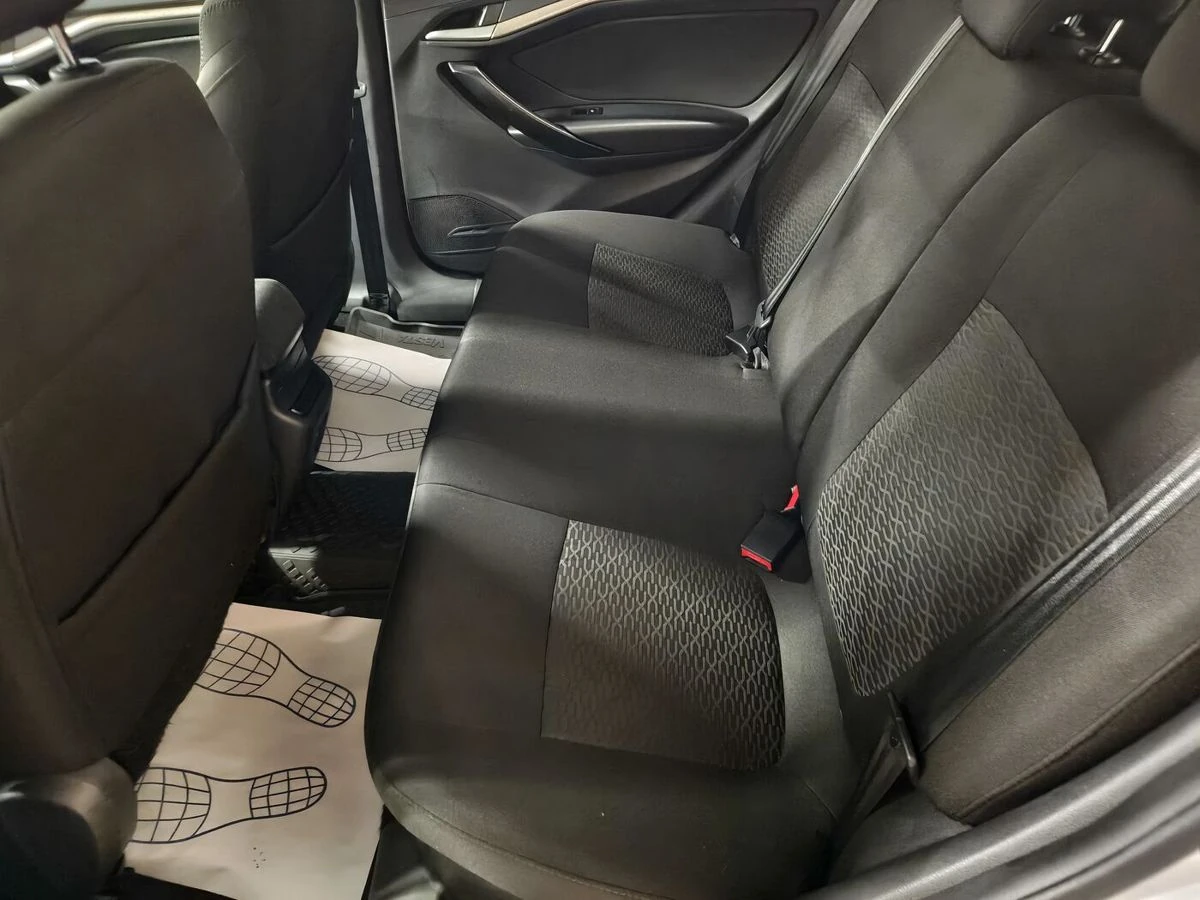 Lada (ВАЗ) Vesta, 2018г, передний привод, робот