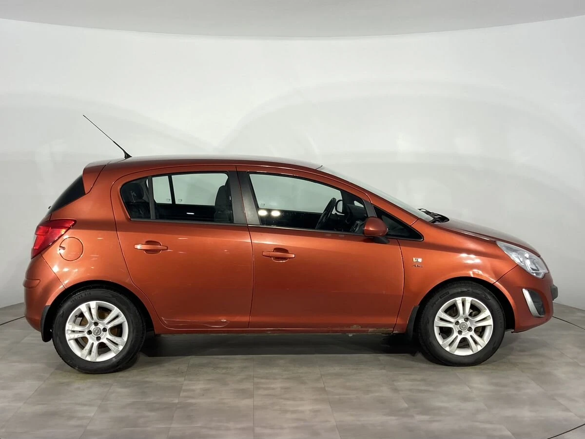 Opel Corsa, 2013г, передний привод, автомат