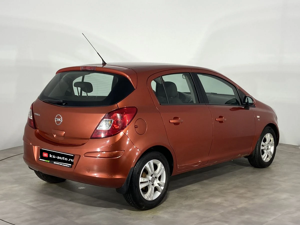 Opel Corsa, 2013г, передний привод, автомат