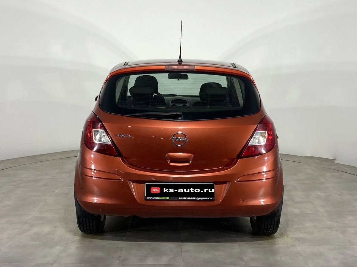 Opel Corsa, 2013г, передний привод, автомат