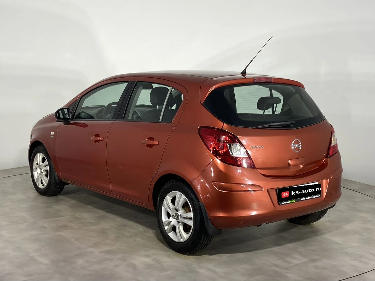 Opel Corsa, 2013г, передний привод, автомат