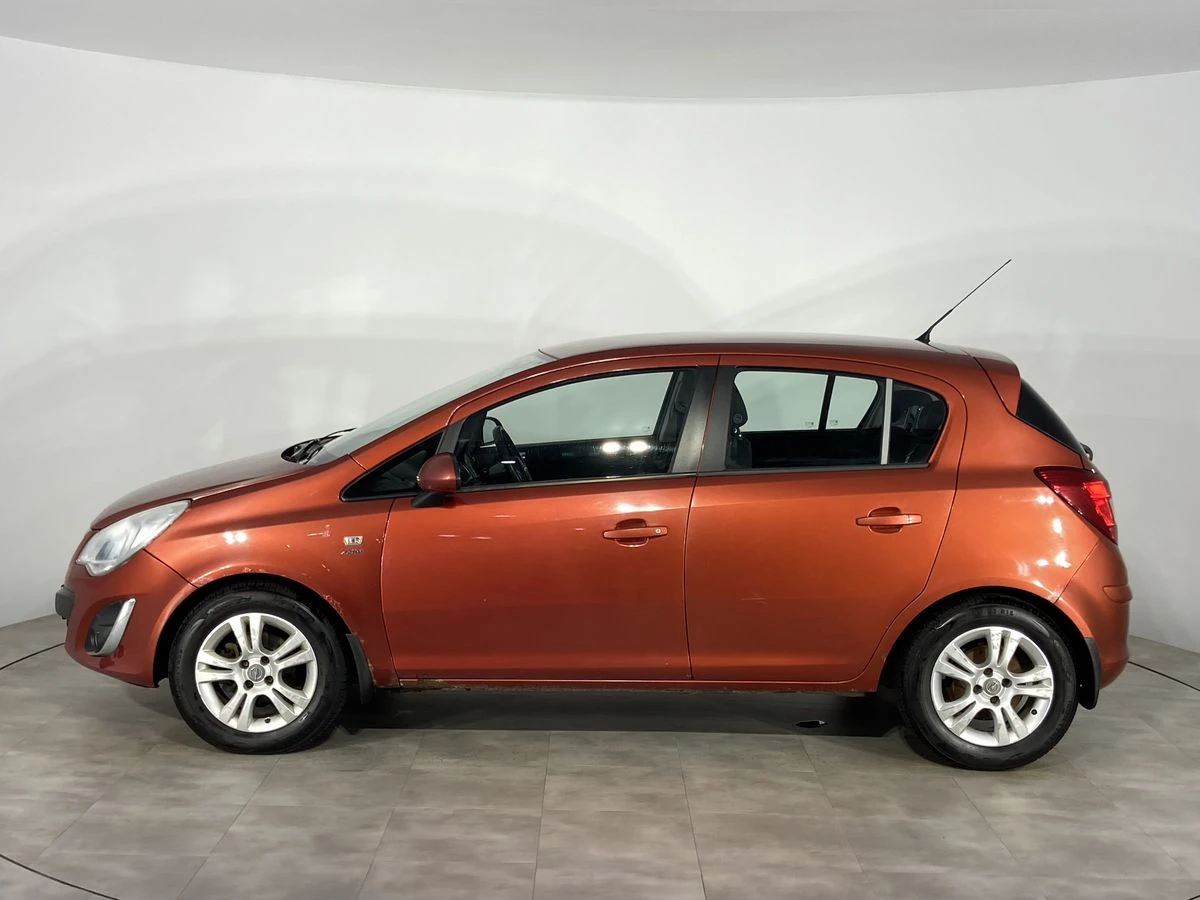 Opel Corsa, 2013г, передний привод, автомат