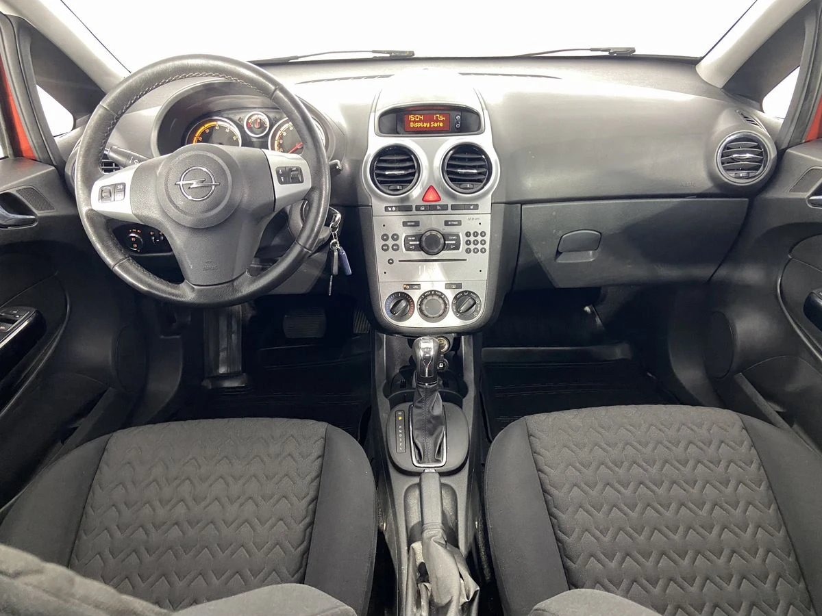 Opel Corsa, 2013г, передний привод, автомат