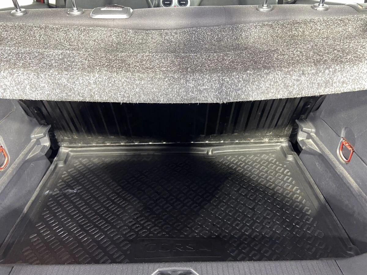 Opel Corsa, 2013г, передний привод, автомат