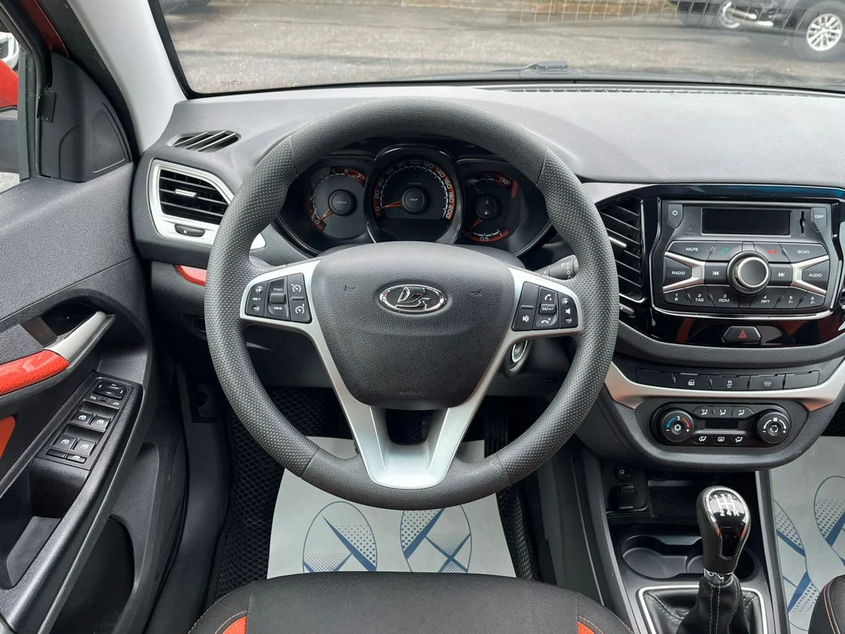 Lada (ВАЗ) Vesta, 2019г, передний привод, механика