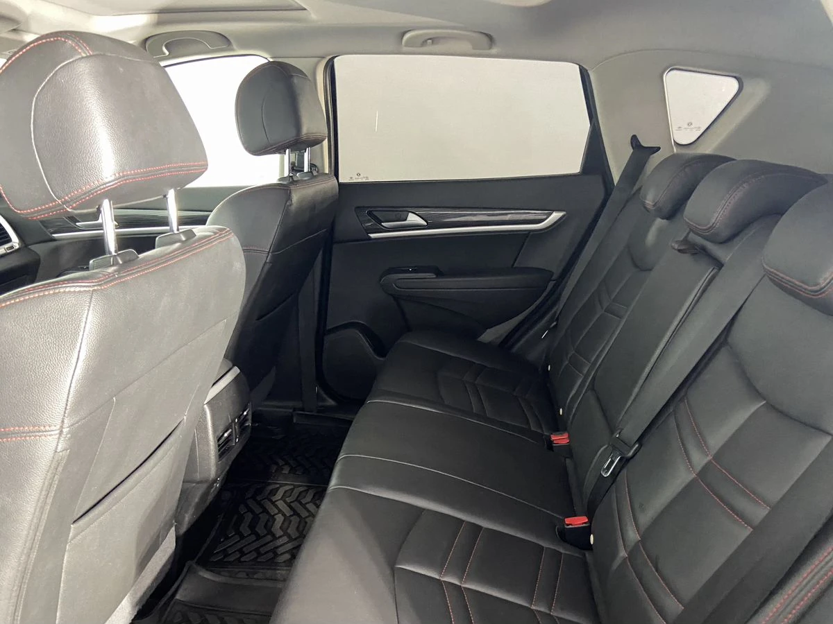 Dongfeng AX7, 2017г, передний привод, автомат