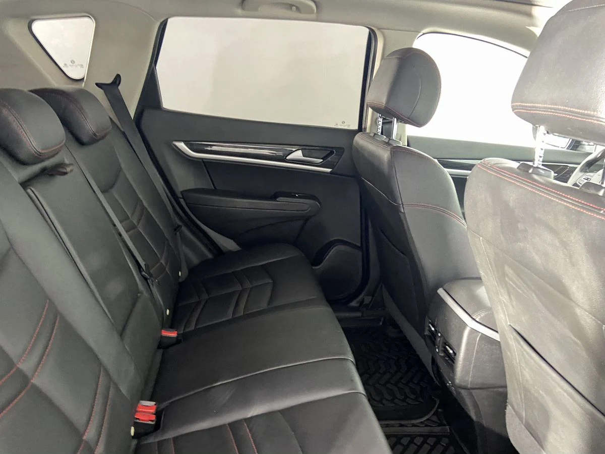 Dongfeng AX7, 2017г, передний привод, автомат