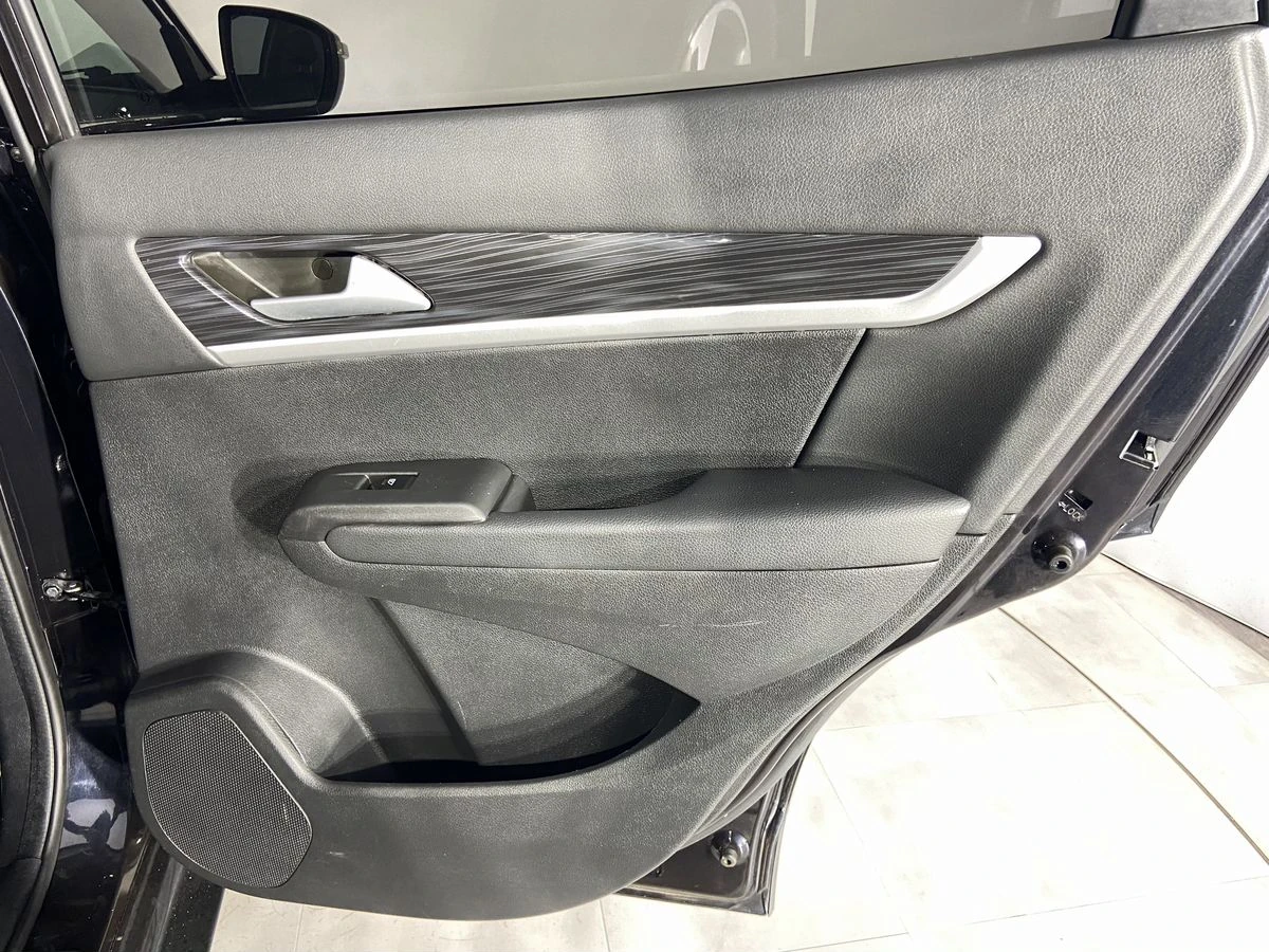 Dongfeng AX7, 2017г, передний привод, автомат