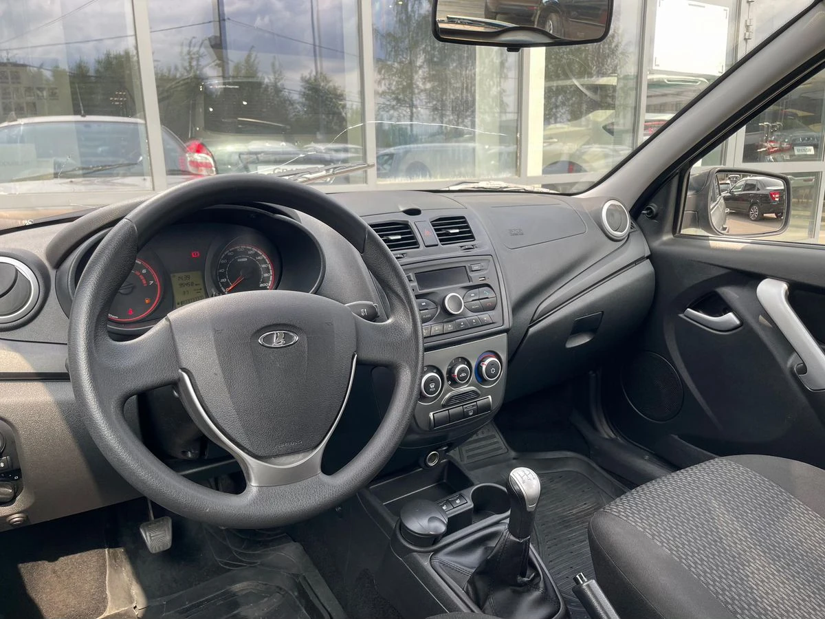 Lada (ВАЗ) Kalina, 2017г, передний привод, механика