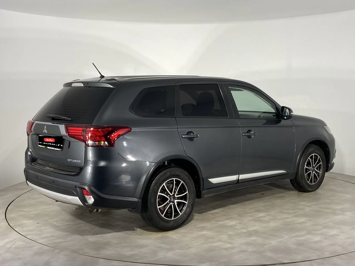 Mitsubishi Outlander, 2016г, полный привод, вариатор