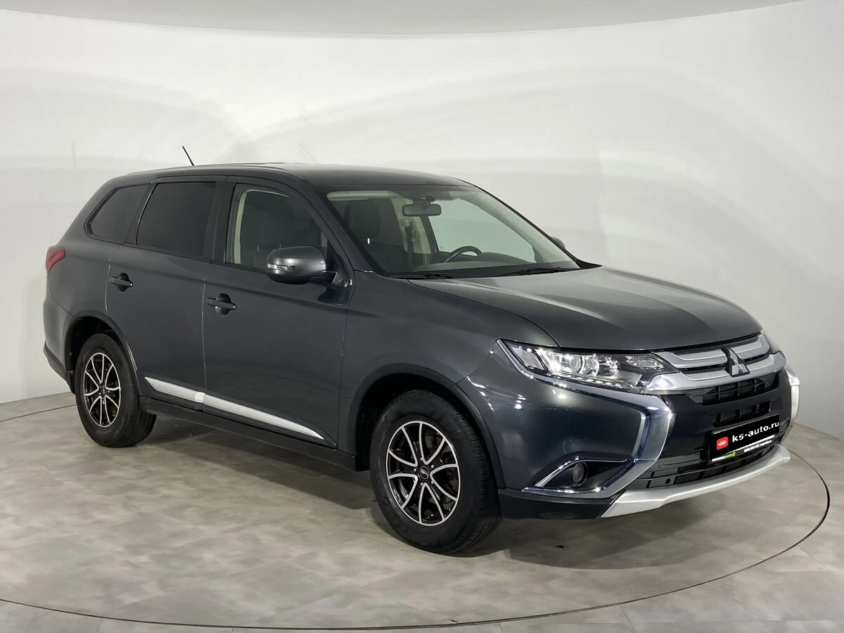 Mitsubishi Outlander, 2016г, полный привод, вариатор