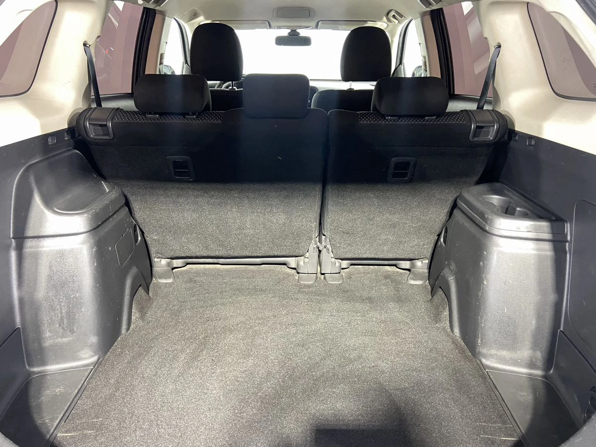 Mitsubishi Outlander, 2016г, полный привод, вариатор