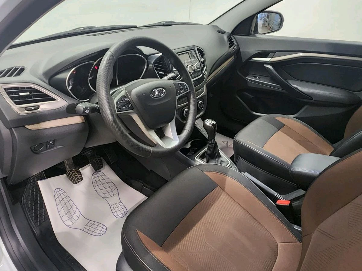 Lada (ВАЗ) Vesta, 2019г, передний привод, механика