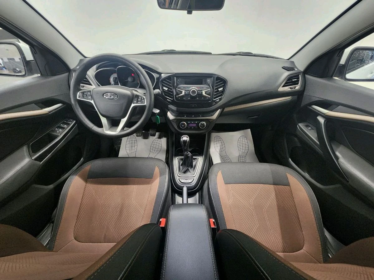 Lada (ВАЗ) Vesta, 2019г, передний привод, механика