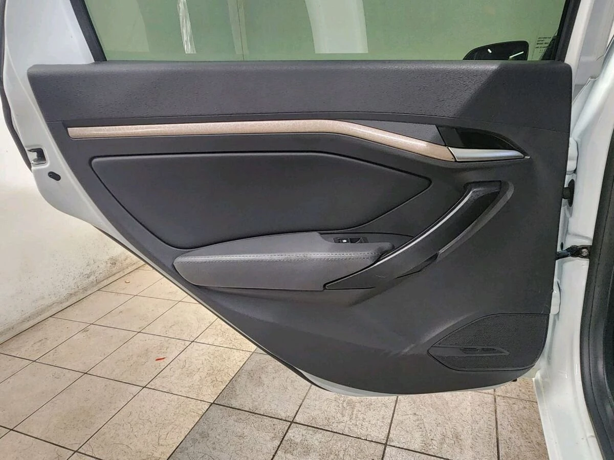 Lada (ВАЗ) Vesta, 2019г, передний привод, механика