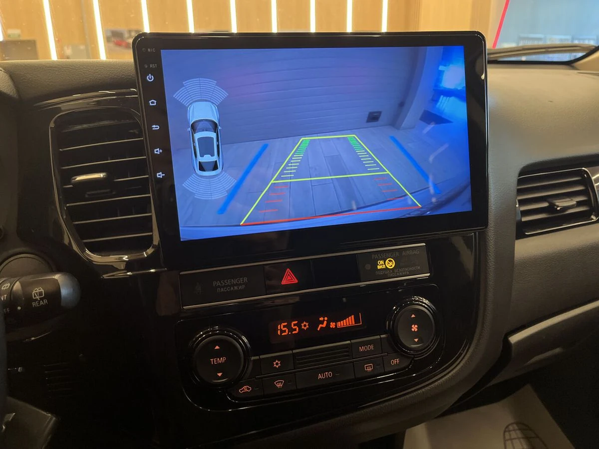 Mitsubishi Outlander, 2019г, передний привод, вариатор