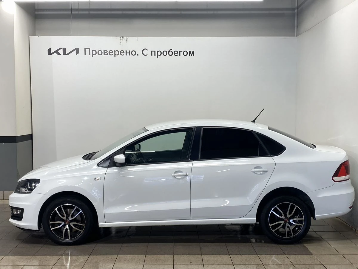 Volkswagen Polo, 2016г, передний привод, автомат