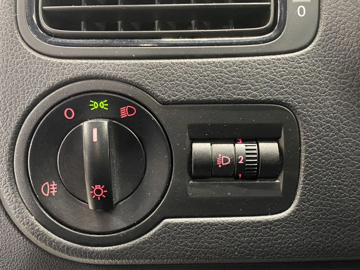 Volkswagen Polo, 2016г, передний привод, автомат