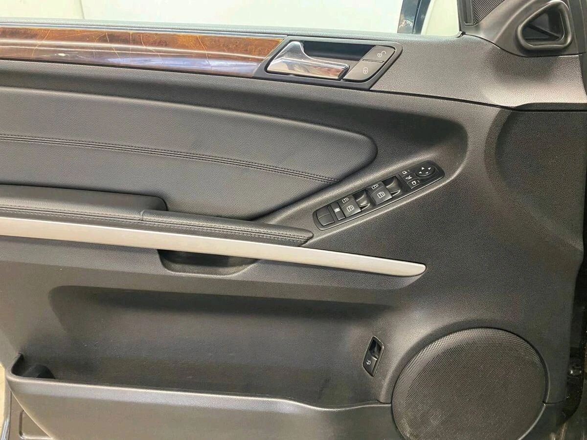 Mercedes-Benz M-Класс, 2010г, полный привод, автомат