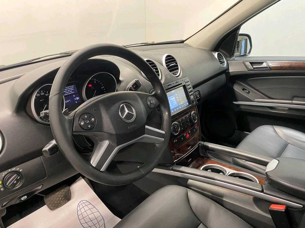 Mercedes-Benz M-Класс, 2010г, полный привод, автомат