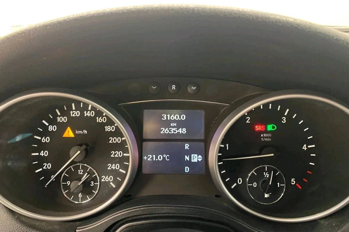 Mercedes-Benz M-Класс, 2010г, полный привод, автомат