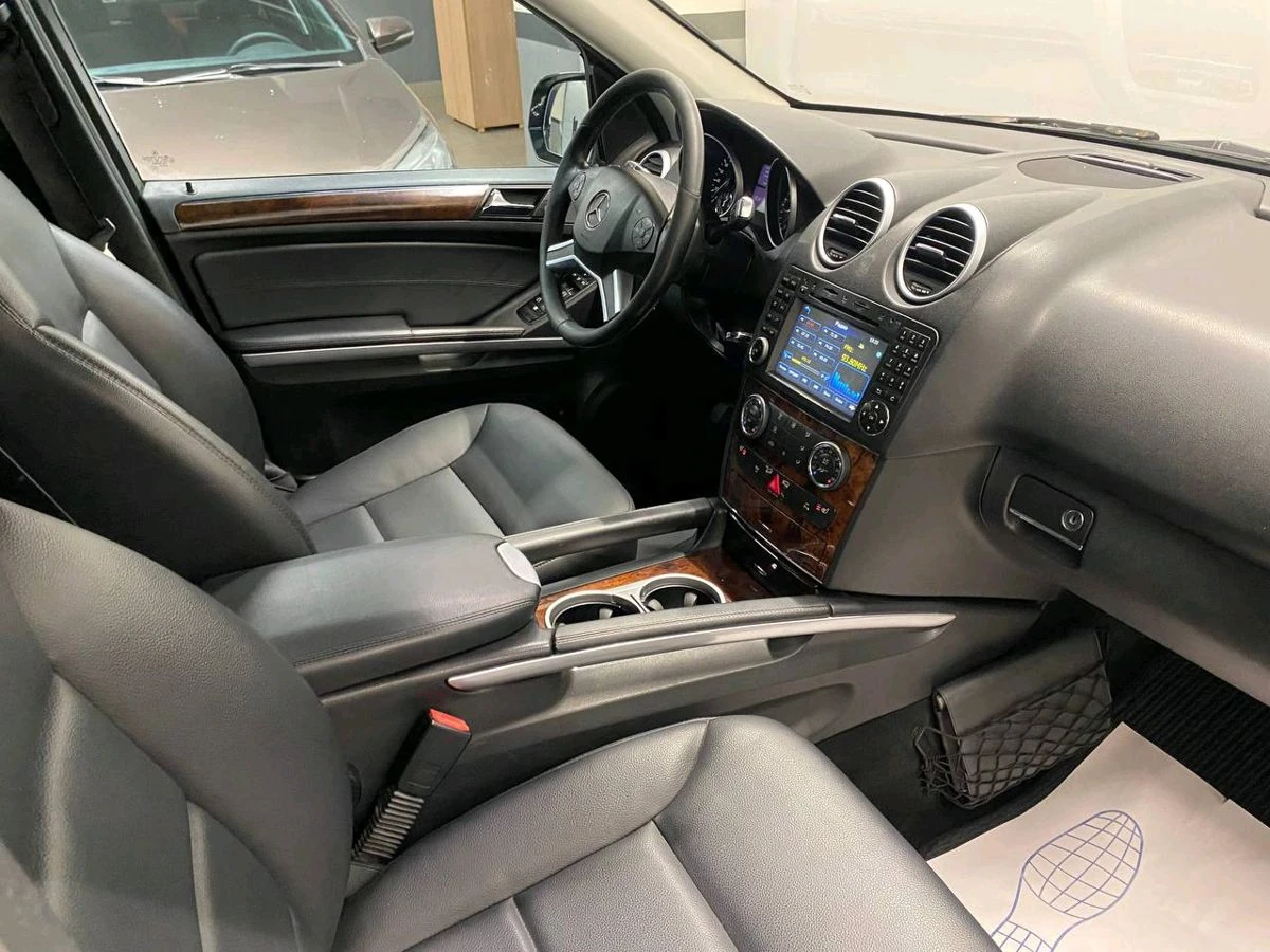 Mercedes-Benz M-Класс, 2010г, полный привод, автомат