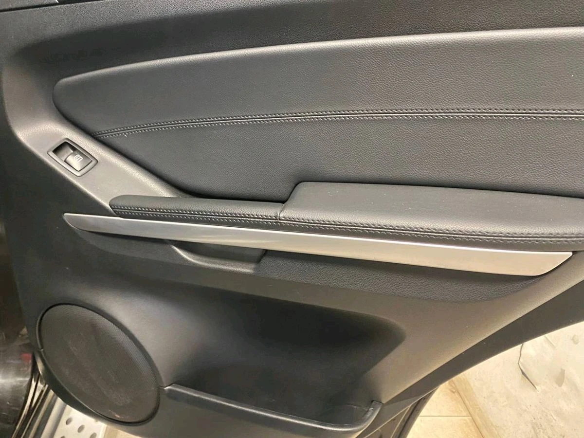 Mercedes-Benz M-Класс, 2010г, полный привод, автомат