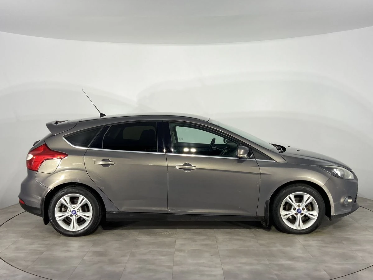 Ford Focus, 2012г, передний привод, робот