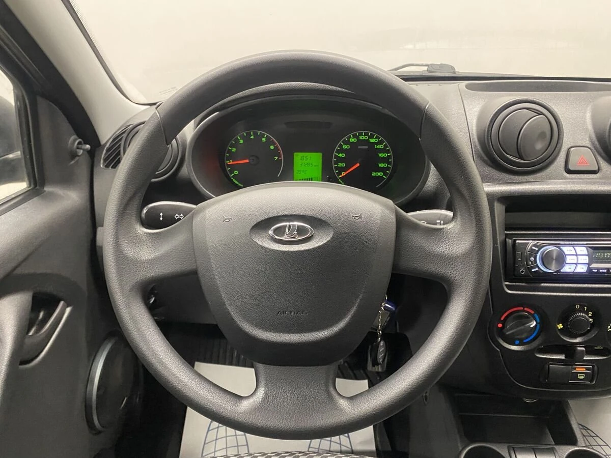 Lada (ВАЗ) Granta, 2017г, передний привод, механика