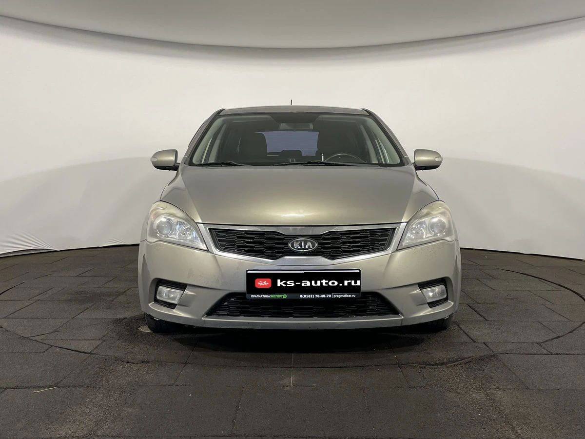 Kia Ceed, 2010г, передний привод, механика