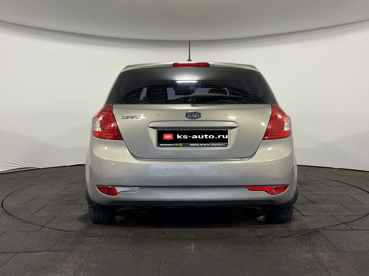Kia Ceed, 2010г, передний привод, механика