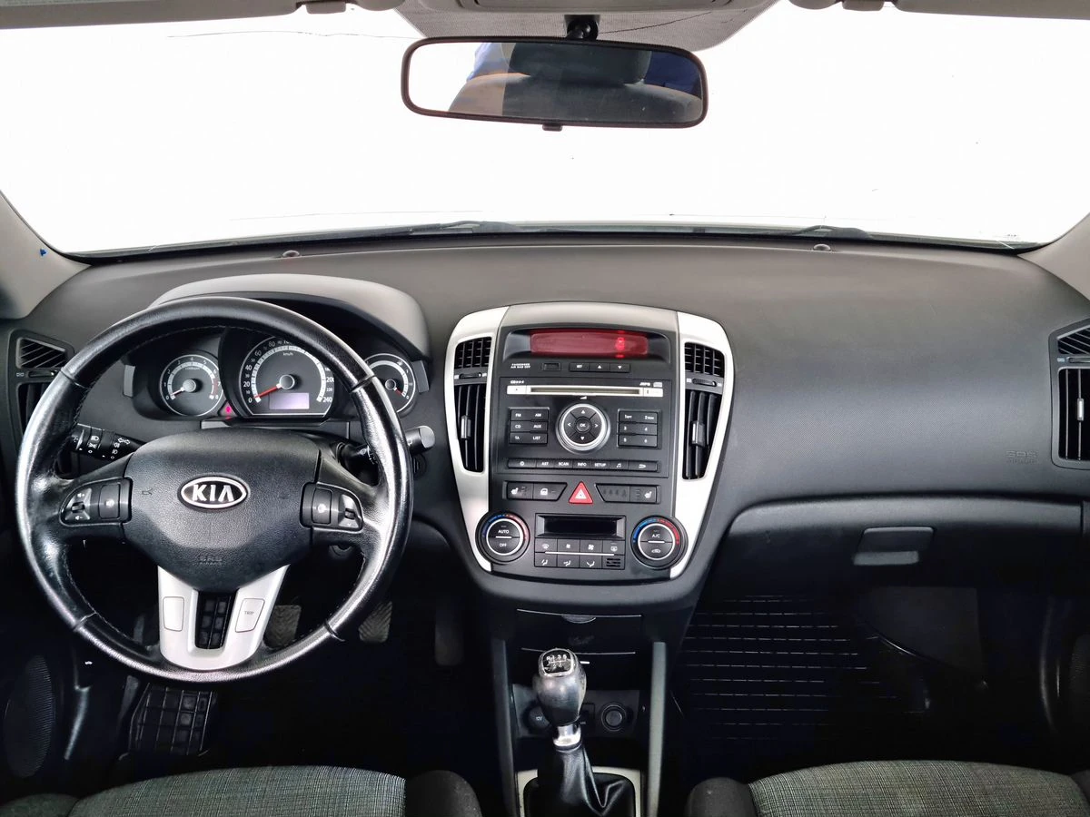 Kia Ceed, 2010г, передний привод, механика