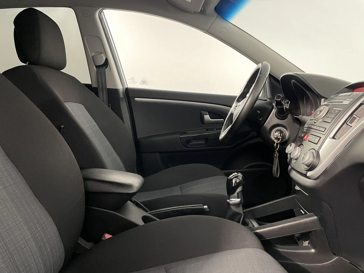 Kia Ceed, 2011г, передний привод, механика