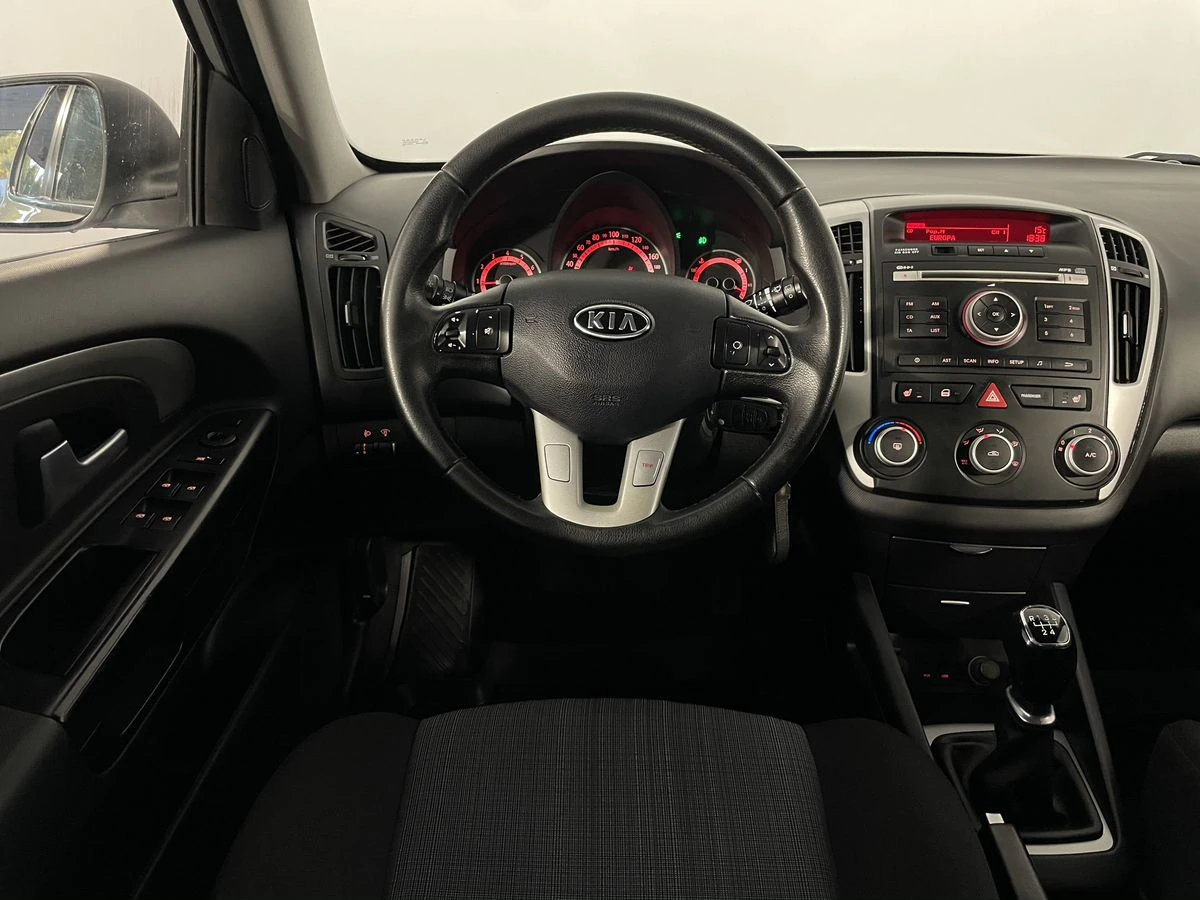 Kia Ceed, 2011г, передний привод, механика