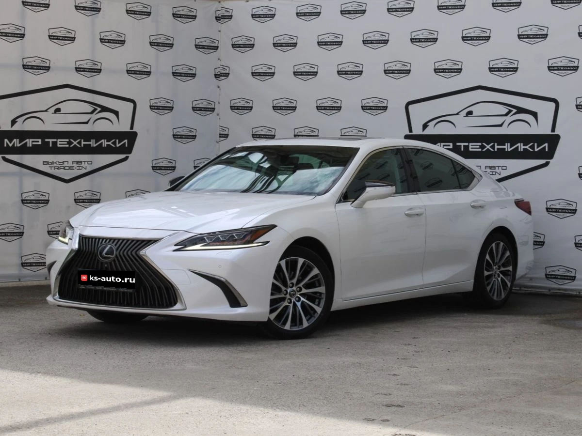 Lexus ES, 2018г, передний привод, автомат