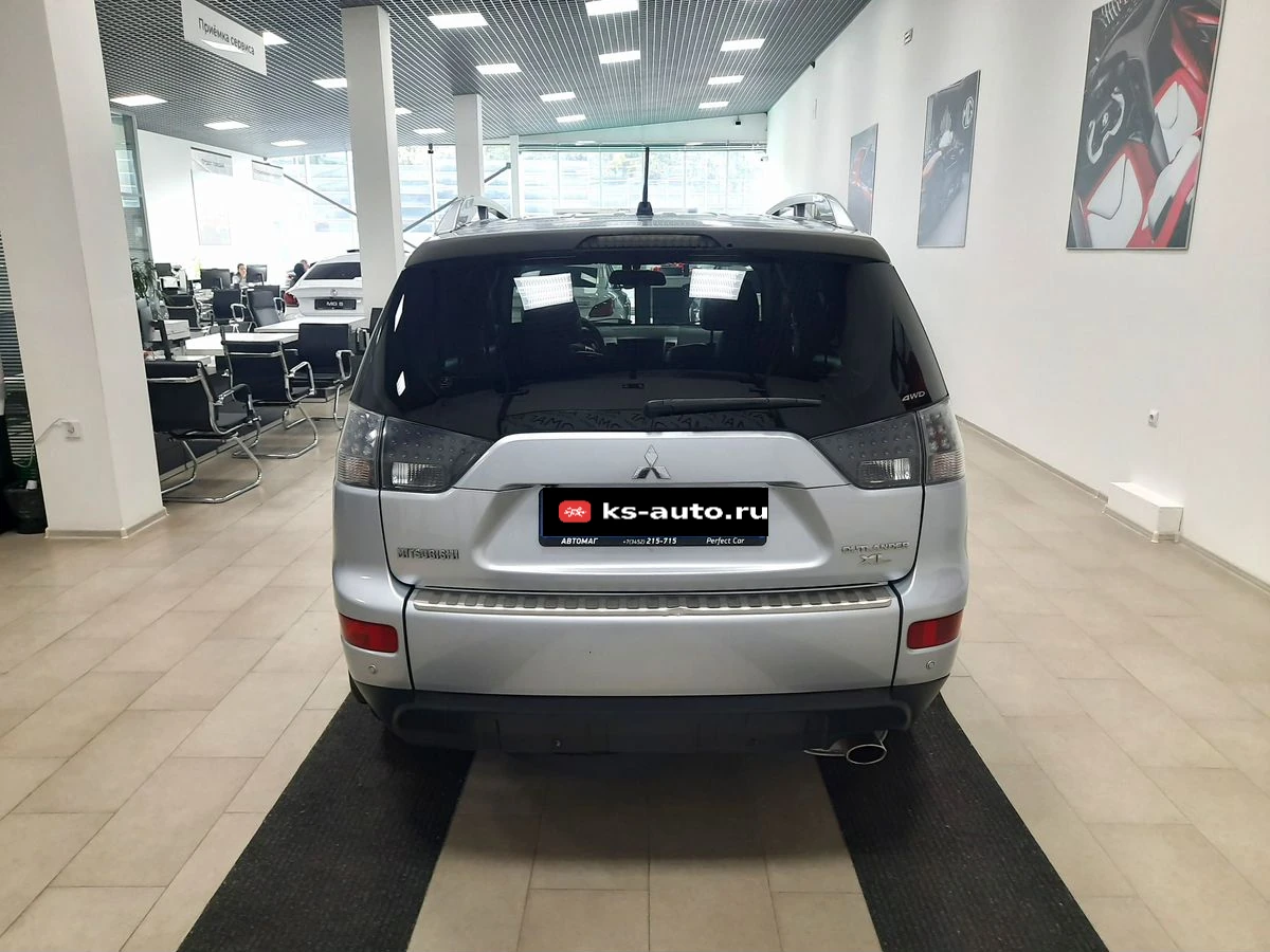 Mitsubishi Outlander, 2008г, полный привод, вариатор