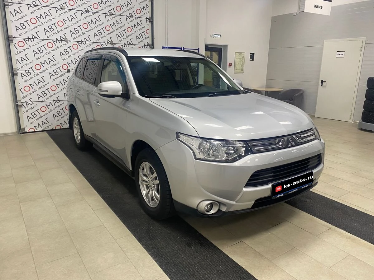 Mitsubishi Outlander, 2013г, полный привод, вариатор