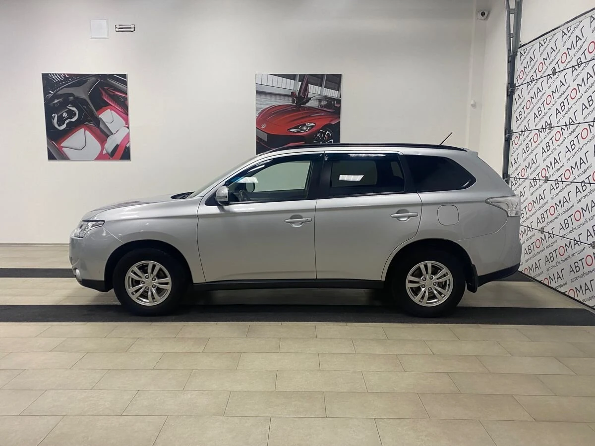 Mitsubishi Outlander, 2013г, полный привод, вариатор