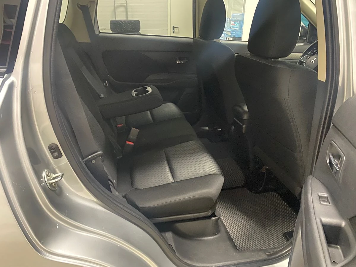 Mitsubishi Outlander, 2013г, полный привод, вариатор
