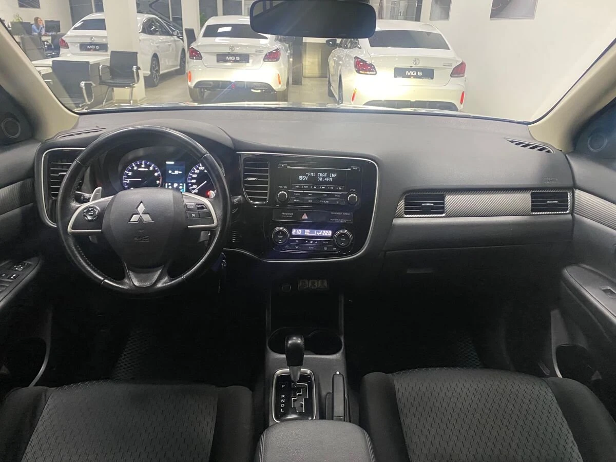 Mitsubishi Outlander, 2013г, полный привод, вариатор