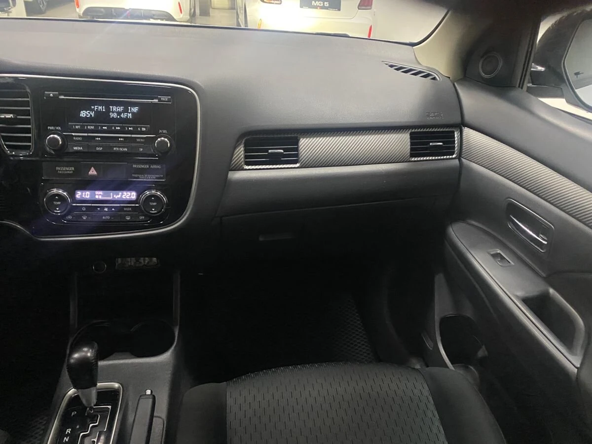 Mitsubishi Outlander, 2013г, полный привод, вариатор