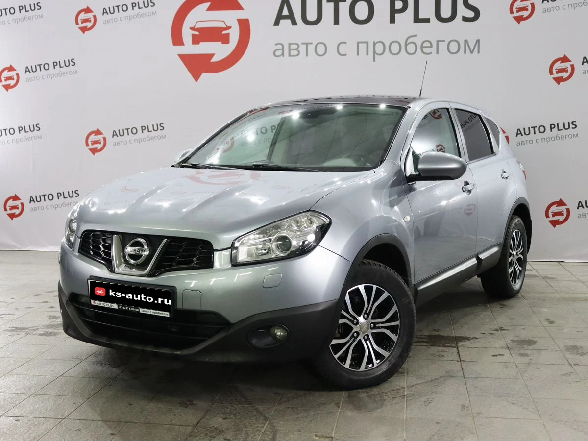 Nissan Qashqai, 2011г, передний привод, вариатор